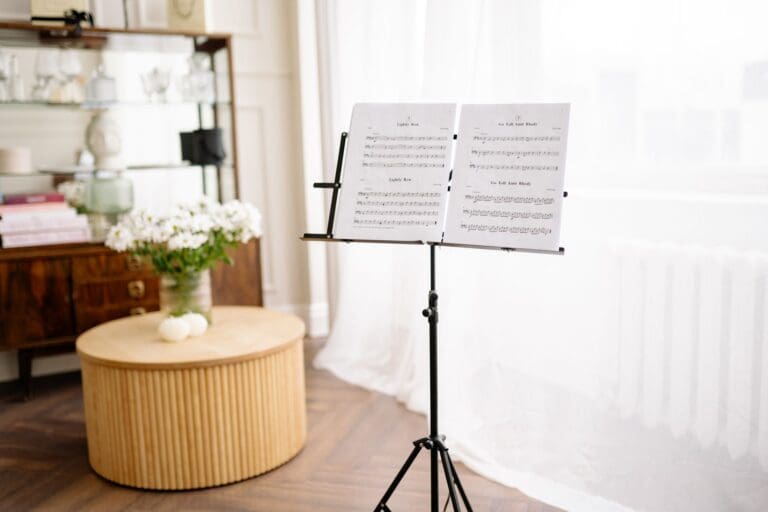 How to choose a suitable music stand